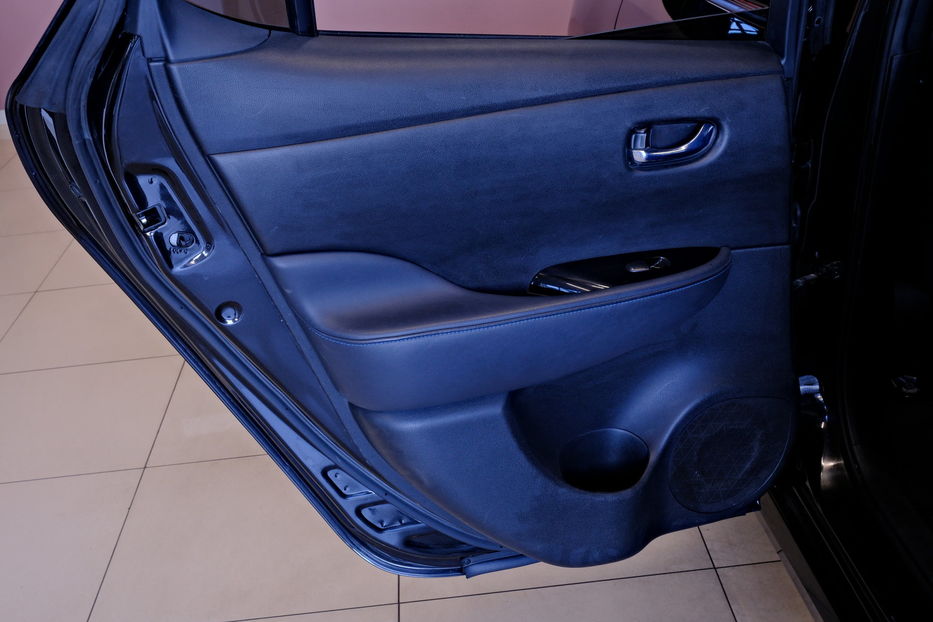 Продам Nissan Leaf 2022 года в Одессе