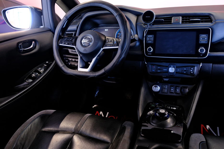 Продам Nissan Leaf 2022 года в Одессе