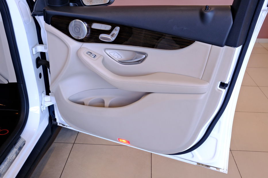 Продам Mercedes-Benz GLC-Class 300 2017 года в Одессе