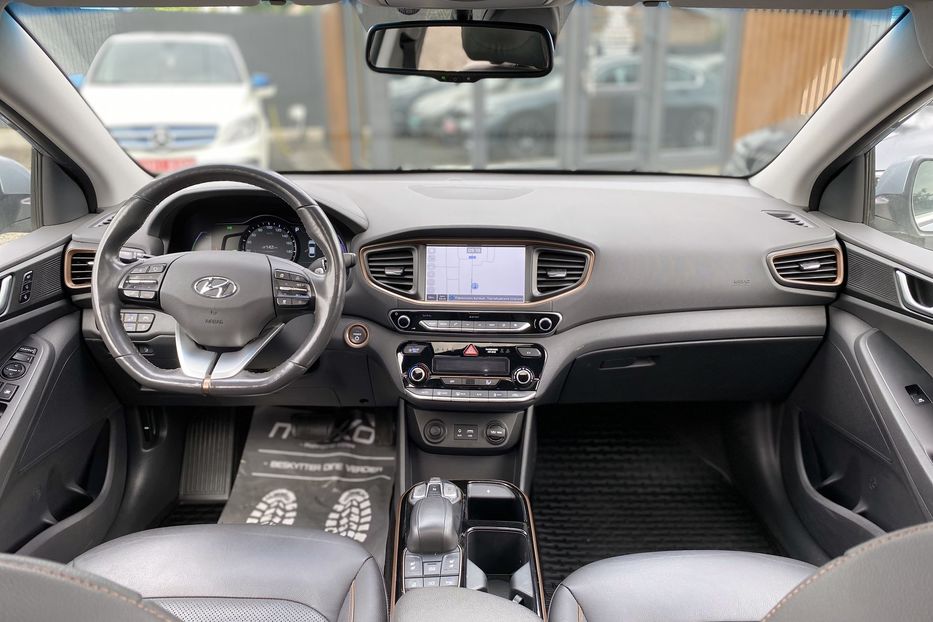 Продам Hyundai Ioniq 2017 года в Луцке