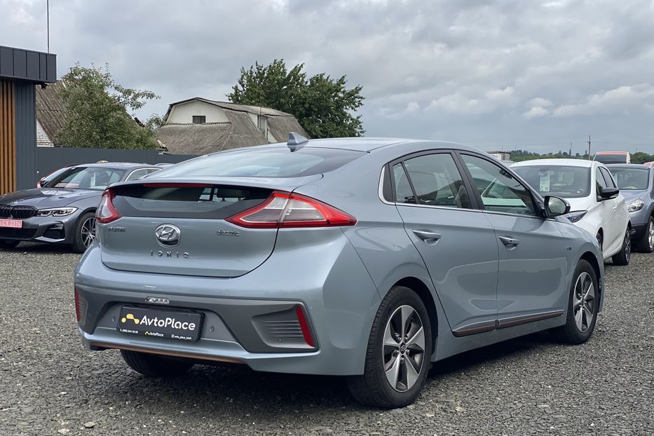 Продам Hyundai Ioniq 2017 года в Луцке
