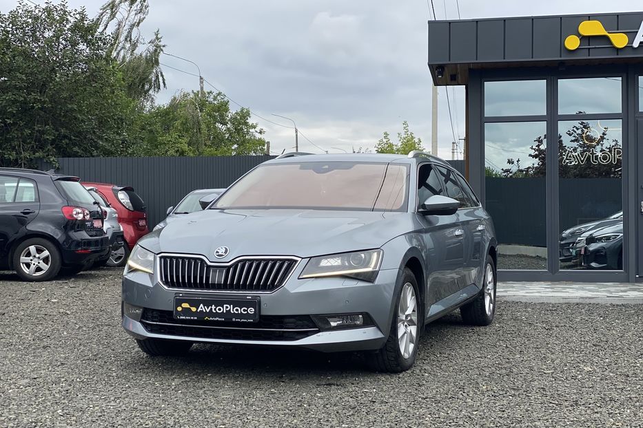 Продам Skoda Superb 2016 года в Луцке