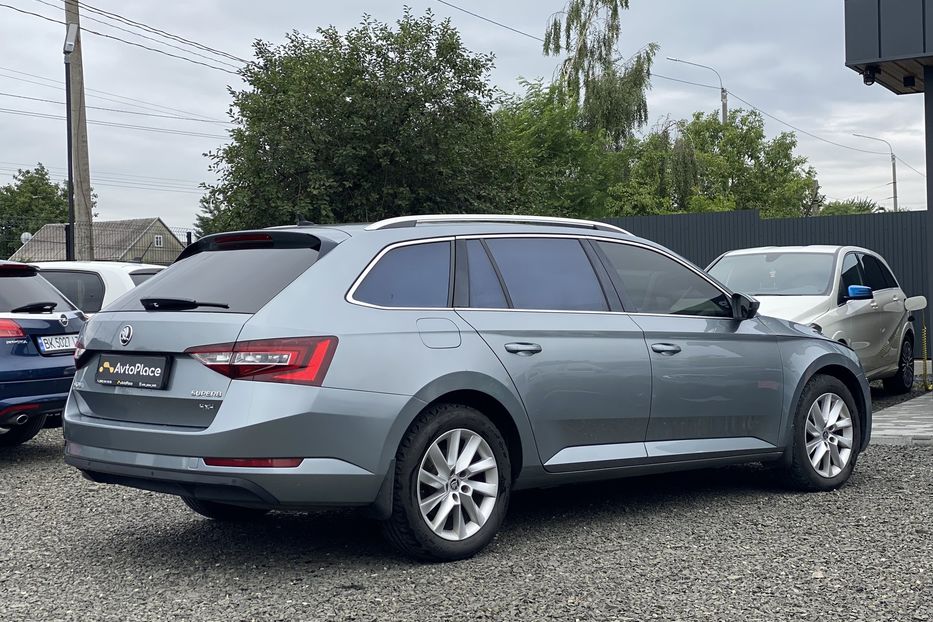 Продам Skoda Superb 2016 года в Луцке