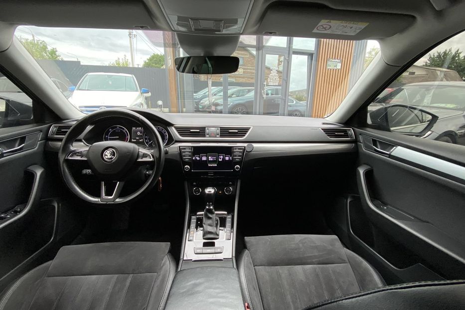 Продам Skoda Superb 2016 года в Луцке