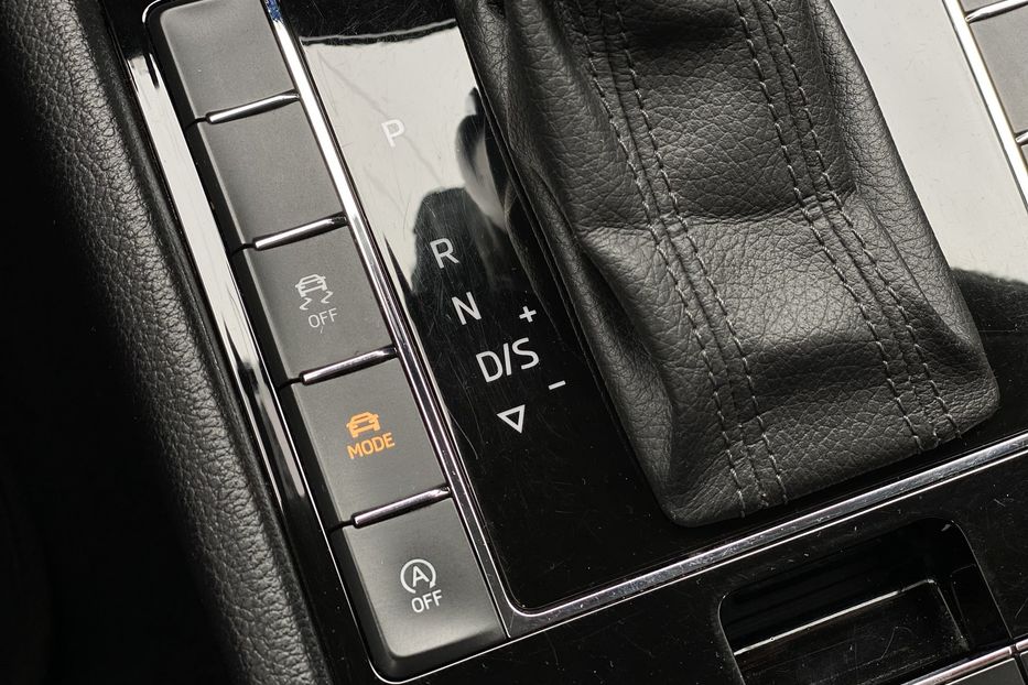 Продам Skoda Superb 2016 года в Луцке