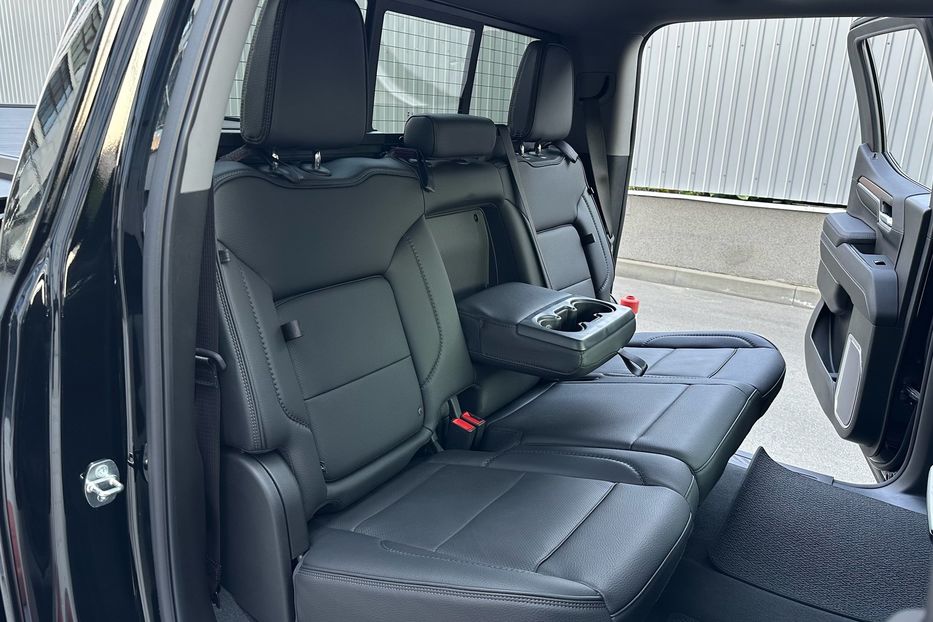 Продам GMC Sierra 1500 DENALI 2024 года в Киеве
