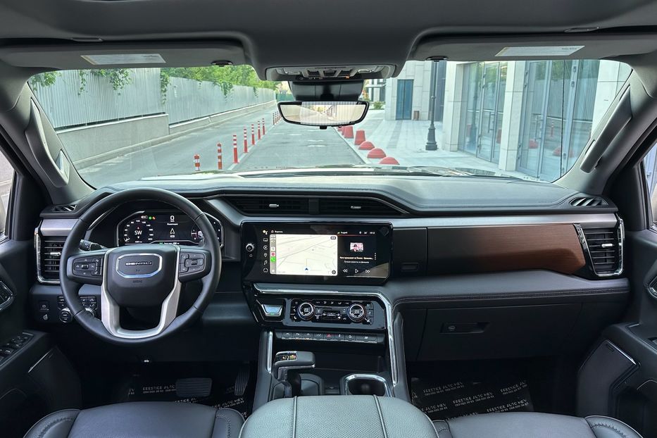Продам GMC Sierra 1500 DENALI 2024 года в Киеве