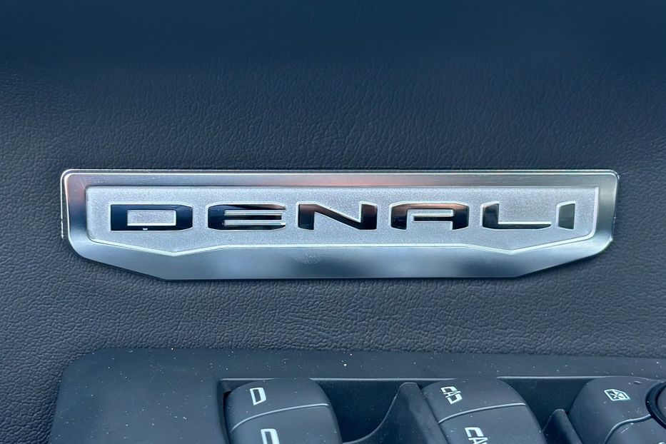 Продам GMC Sierra 1500 DENALI 2024 года в Киеве
