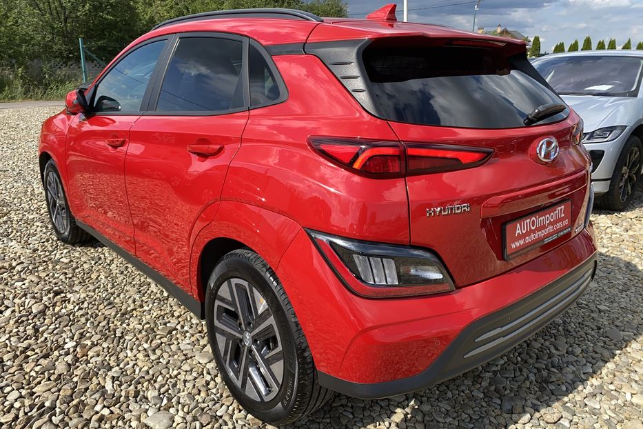 Продам Hyundai Kona 64кВтК-тКолісПідгрівсиднькерма 2022 года в Львове
