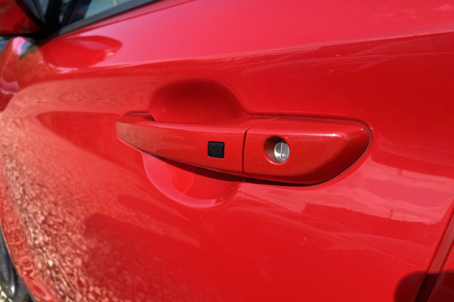 Продам Hyundai Kona 64кВтК-тКолісПідгрівсиднькерма 2022 года в Львове