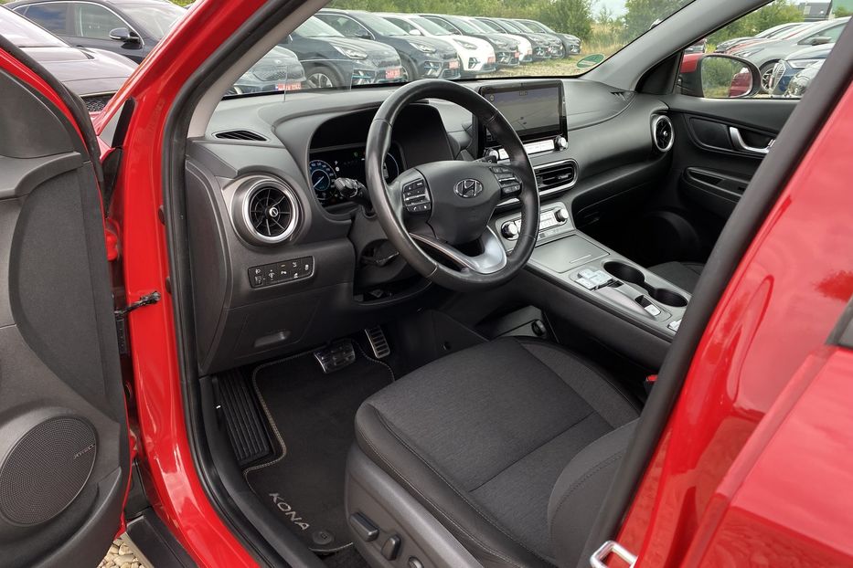 Продам Hyundai Kona 64кВтК-тКолісПідгрівсиднькерма 2022 года в Львове