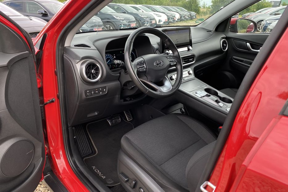 Продам Hyundai Kona 64кВтК-тКолісПідгрівсиднькерма 2022 года в Львове