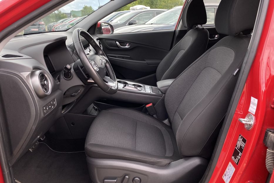 Продам Hyundai Kona 64кВтК-тКолісПідгрівсиднькерма 2022 года в Львове