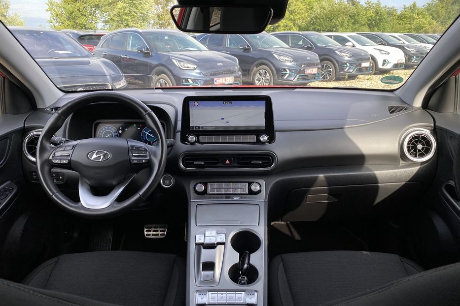 Продам Hyundai Kona 64кВтК-тКолісПідгрівсиднькерма 2022 года в Львове