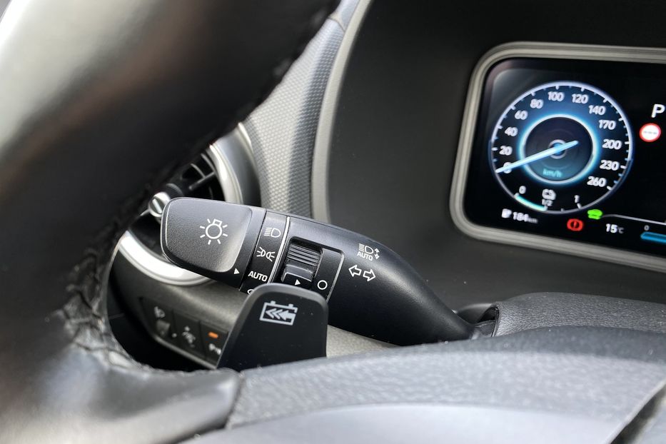 Продам Hyundai Kona 64кВтК-тКолісПідгрівсиднькерма 2022 года в Львове