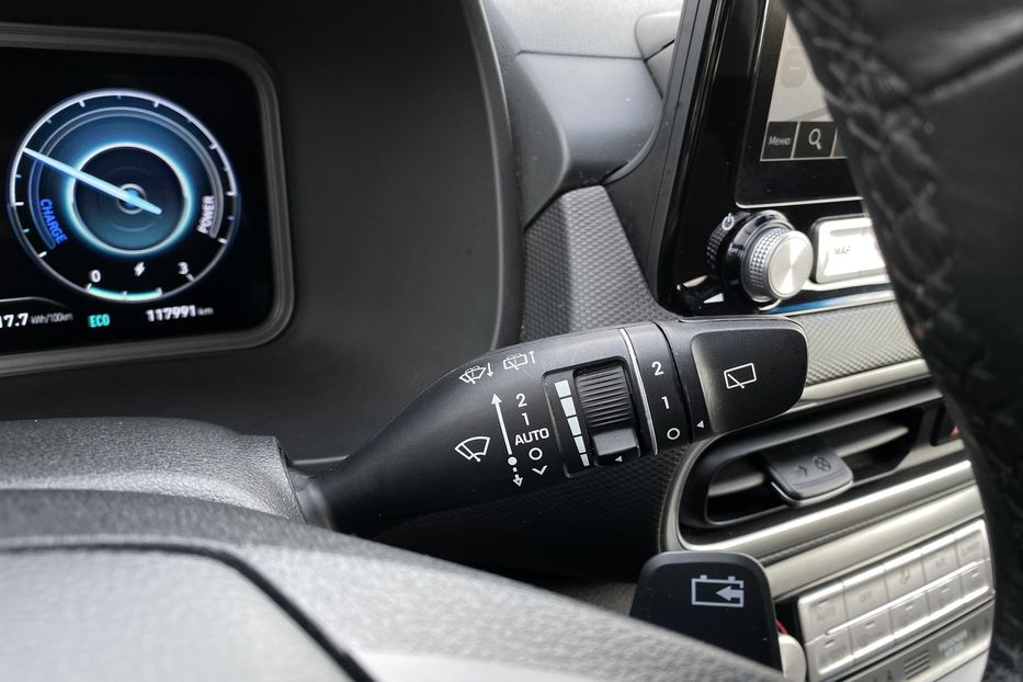 Продам Hyundai Kona 64кВтК-тКолісПідгрівсиднькерма 2022 года в Львове