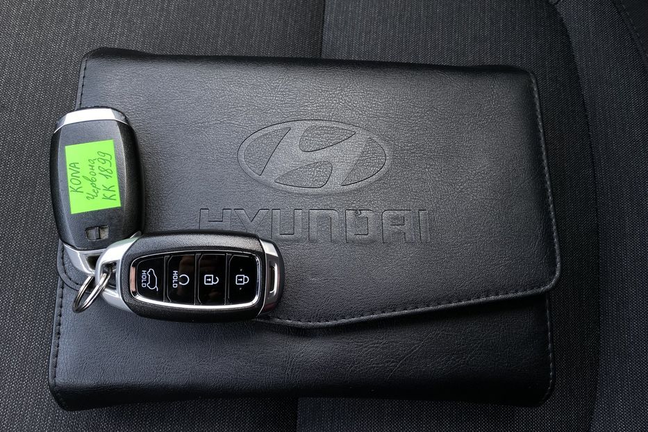 Продам Hyundai Kona 64кВтК-тКолісПідгрівсиднькерма 2022 года в Львове