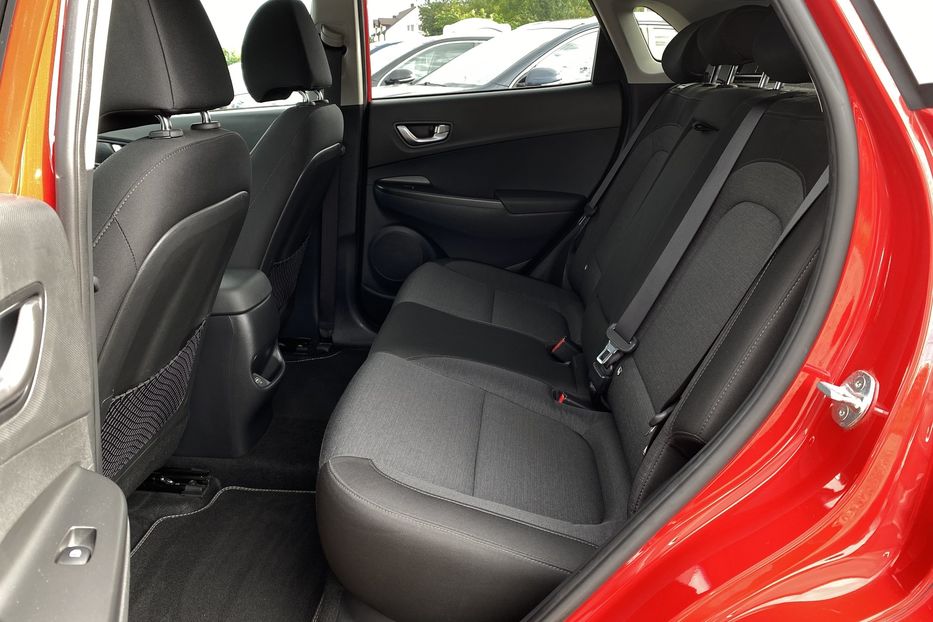 Продам Hyundai Kona 64кВтК-тКолісПідгрівсиднькерма 2022 года в Львове