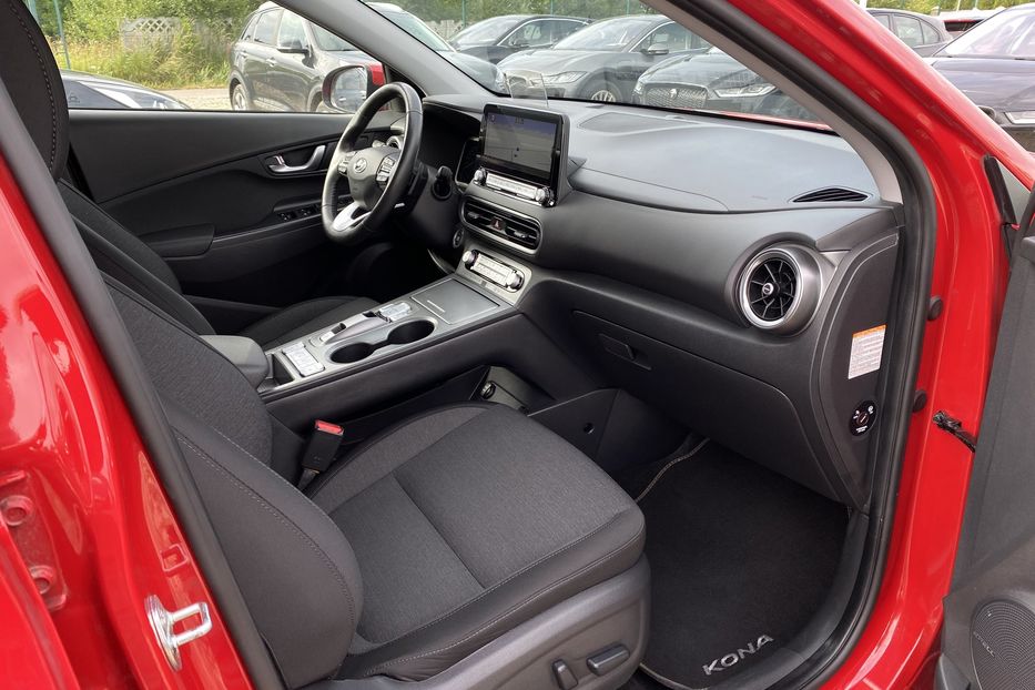 Продам Hyundai Kona 64кВтК-тКолісПідгрівсиднькерма 2022 года в Львове