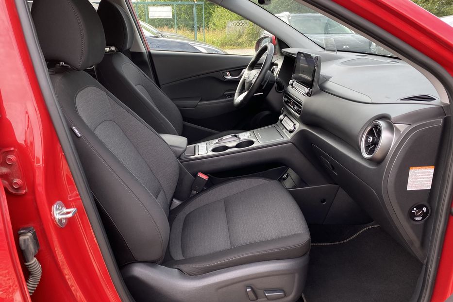 Продам Hyundai Kona 64кВтК-тКолісПідгрівсиднькерма 2022 года в Львове
