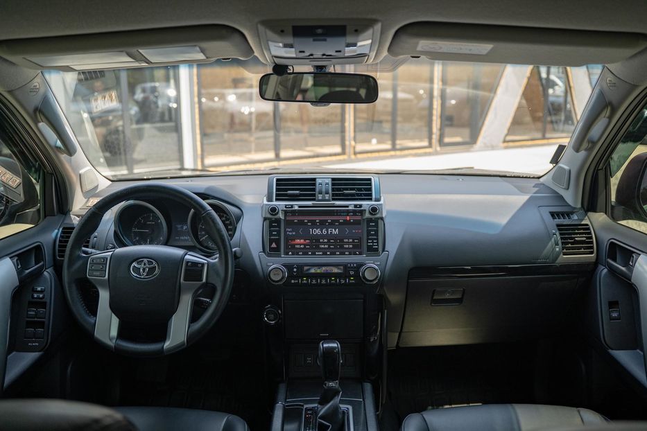 Продам Toyota Land Cruiser Prado 2016 года в Черновцах