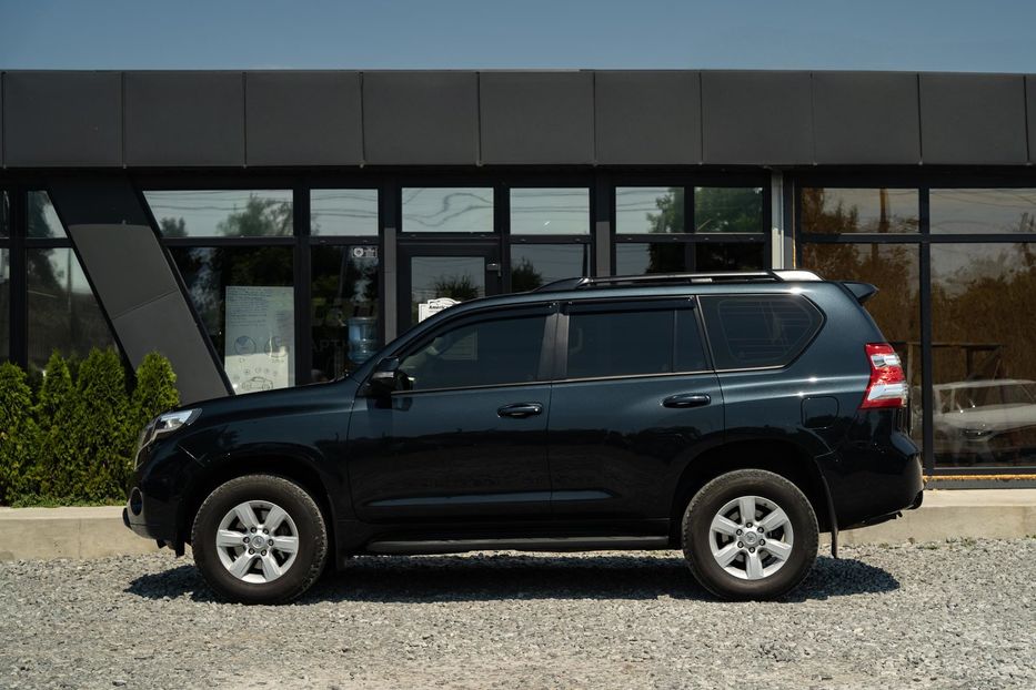 Продам Toyota Land Cruiser Prado 2016 года в Черновцах