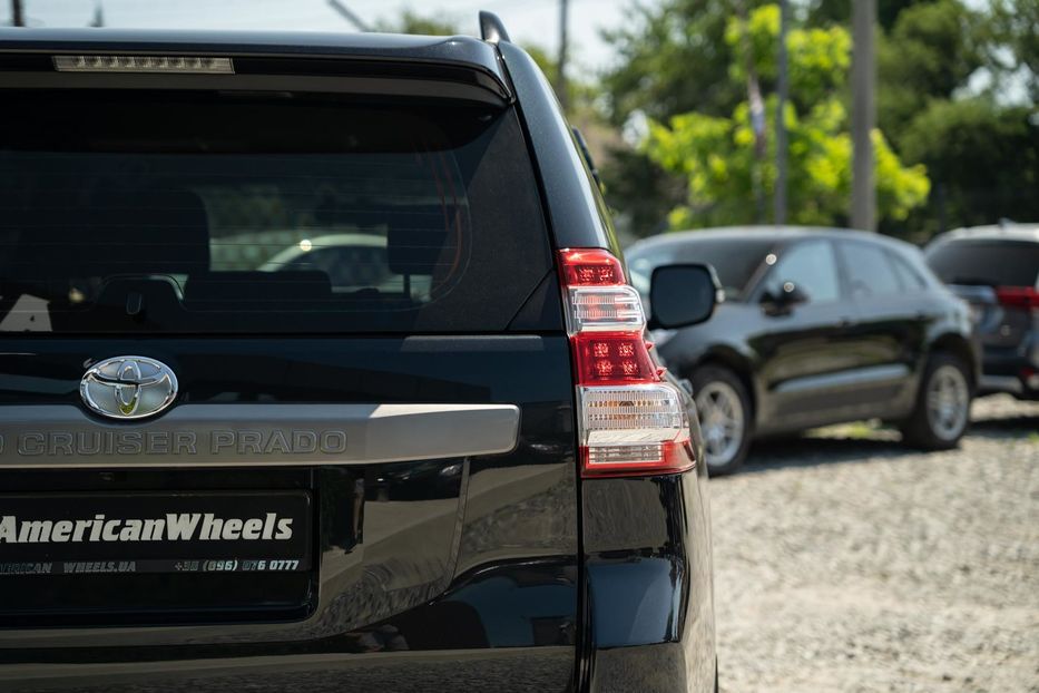 Продам Toyota Land Cruiser Prado 2016 года в Черновцах