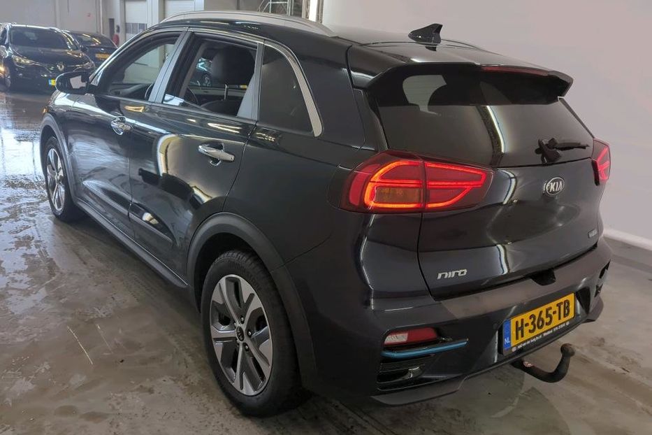 Продам Kia Niro 64 квт авто в дорозі 2020 года в Львове