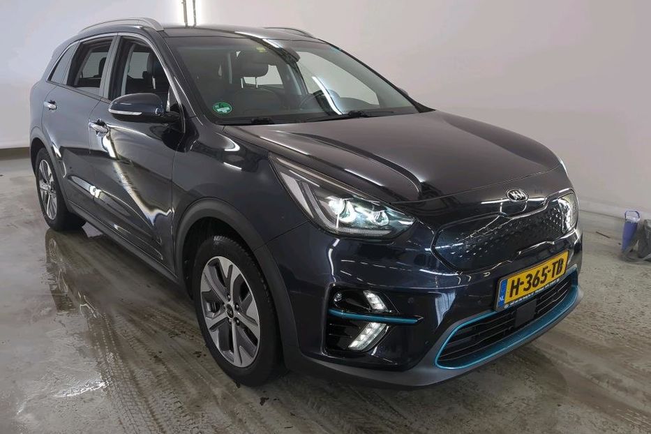 Продам Kia Niro 64 квт авто в дорозі 2020 года в Львове