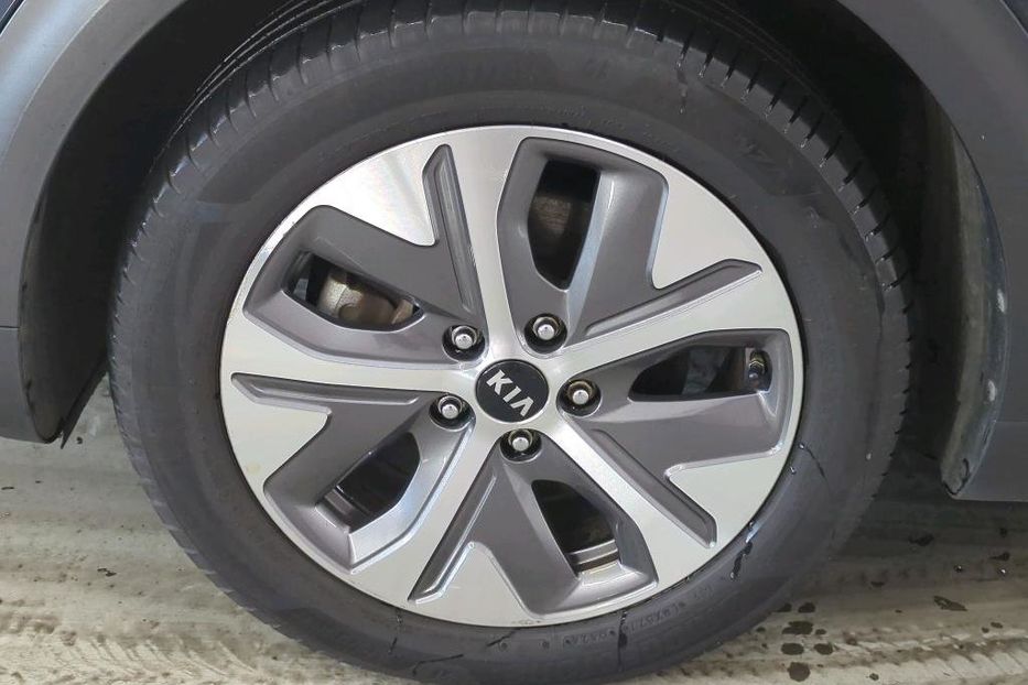 Продам Kia Niro 64 квт авто в дорозі 2020 года в Львове