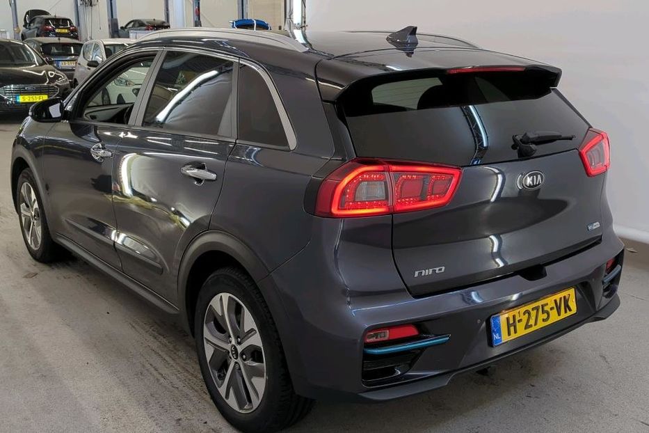 Продам Kia Niro 64квт авто в дорозі 2020 года в Львове