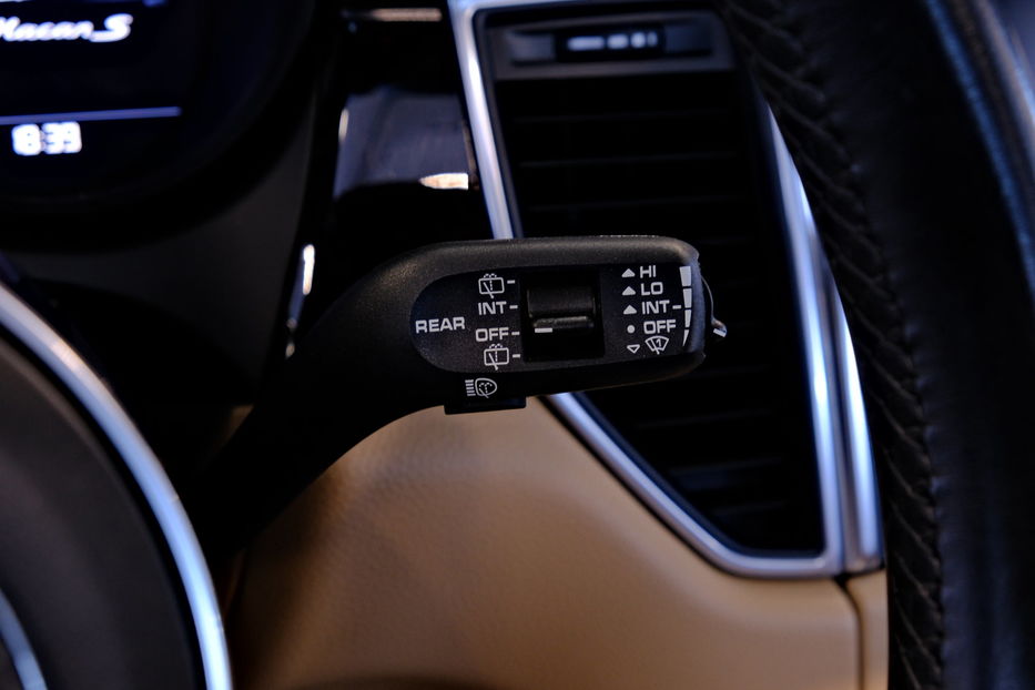 Продам Porsche Macan 2016 года в Одессе