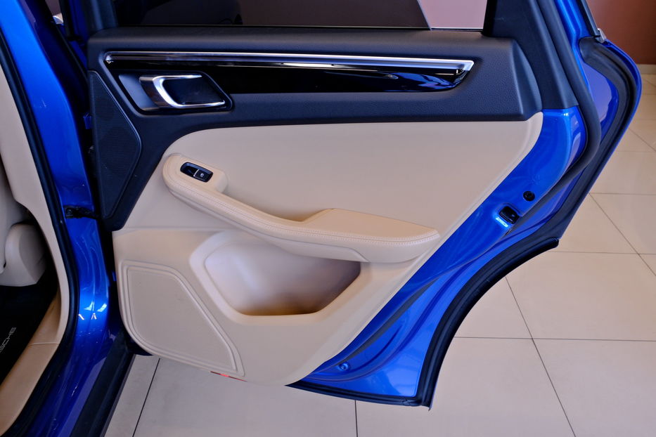 Продам Porsche Macan 2016 года в Одессе
