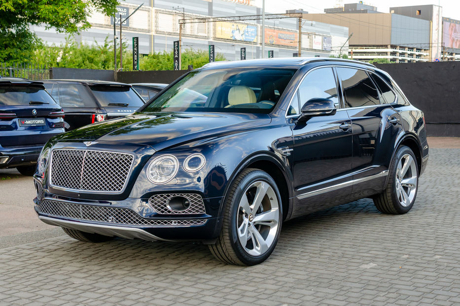 Продам Bentley Bentayga S 4.0T 2019 года в Киеве
