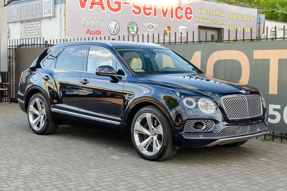 Продам Bentley Bentayga S 4.0T 2019 года в Киеве