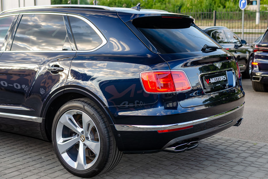 Продам Bentley Bentayga S 4.0T 2019 года в Киеве
