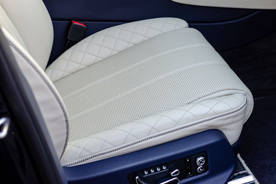 Продам Bentley Bentayga S 4.0T 2019 года в Киеве