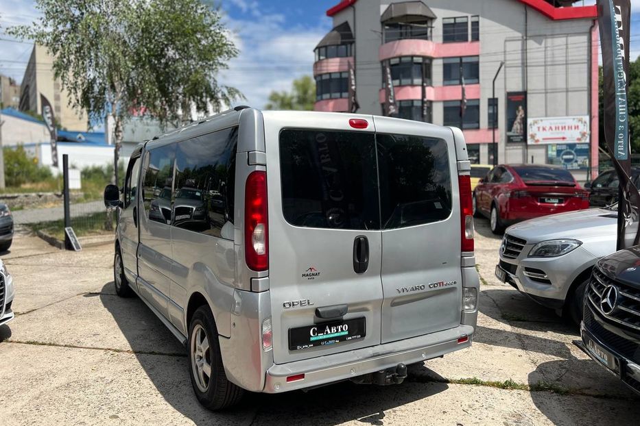 Продам Opel Vivaro пасс. 2012 года в Черновцах