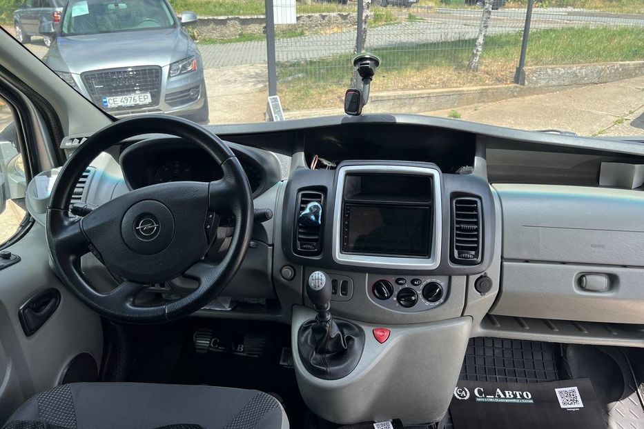 Продам Opel Vivaro пасс. 2012 года в Черновцах