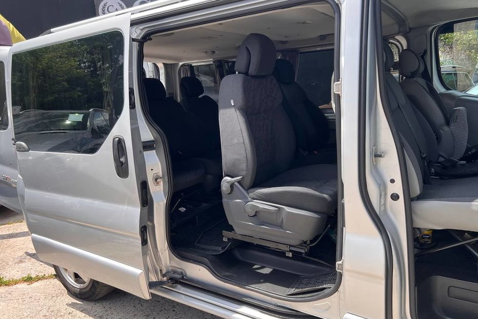 Продам Opel Vivaro пасс. 2012 года в Черновцах