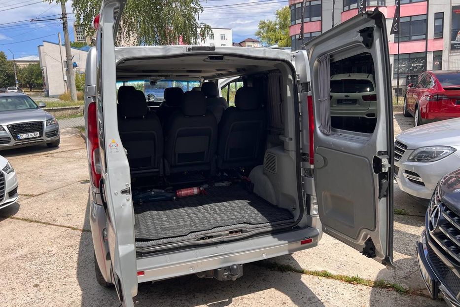 Продам Opel Vivaro пасс. 2012 года в Черновцах