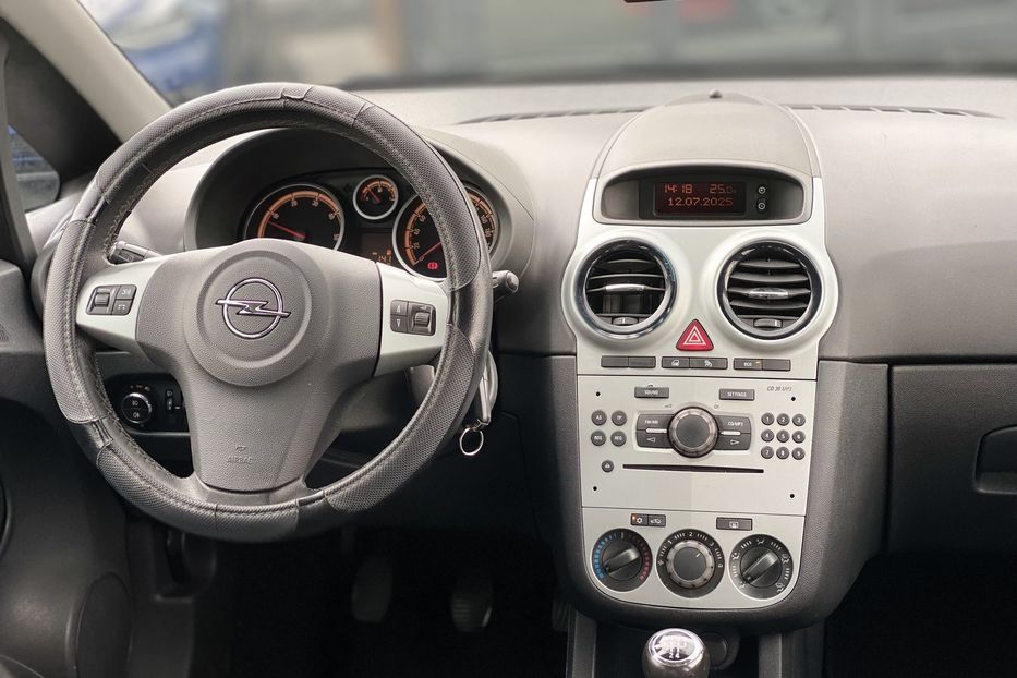 Продам Opel Corsa 2011 года в Луцке