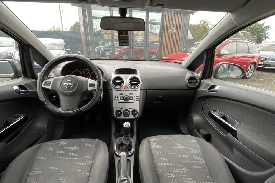 Продам Opel Corsa 2011 года в Луцке