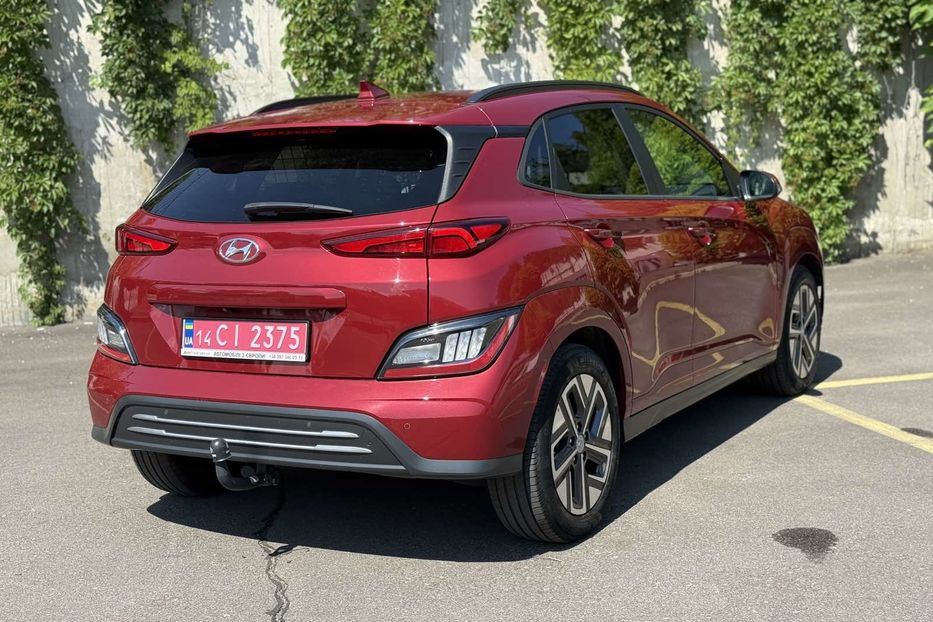 Продам Hyundai Kona 64 kw авто в Рівному 2021 года в Львове