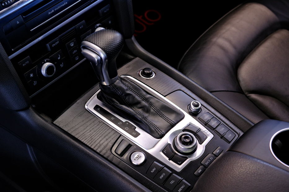 Продам Audi Q7 2014 года в Одессе