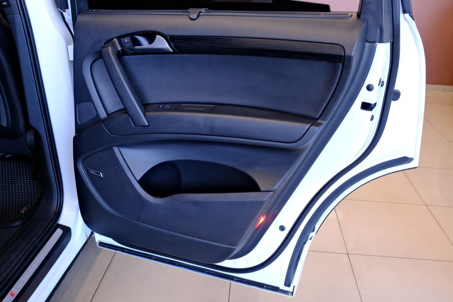 Продам Audi Q7 2014 года в Одессе