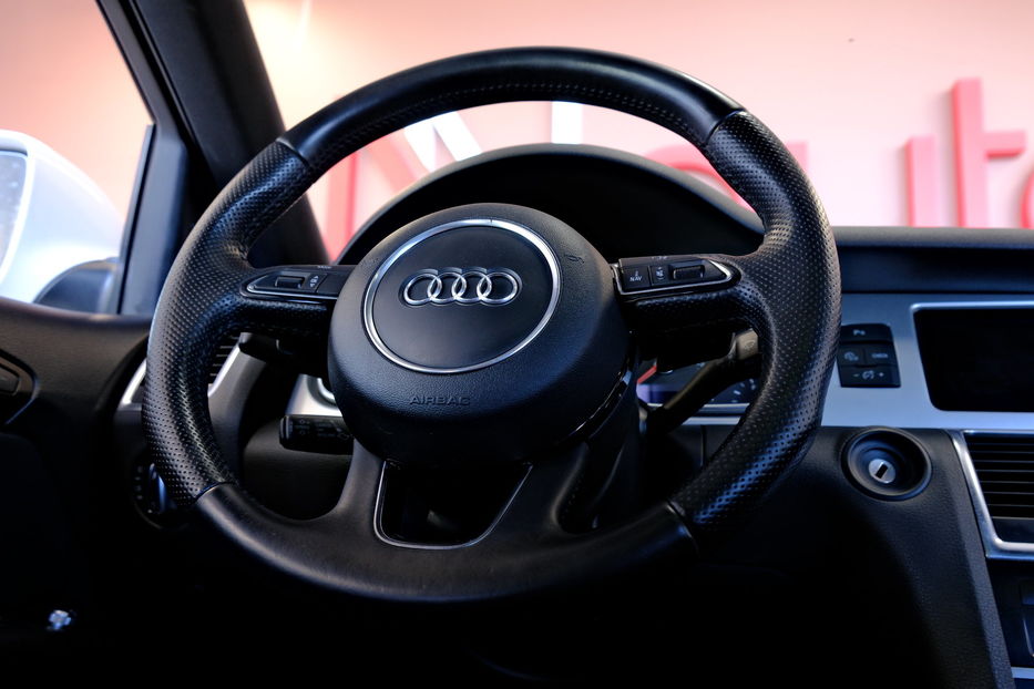 Продам Audi Q7 2014 года в Одессе