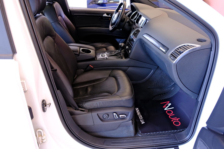 Продам Audi Q7 2014 года в Одессе