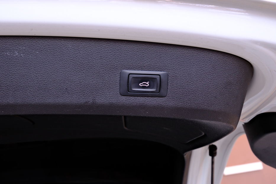 Продам Audi Q7 2014 года в Одессе