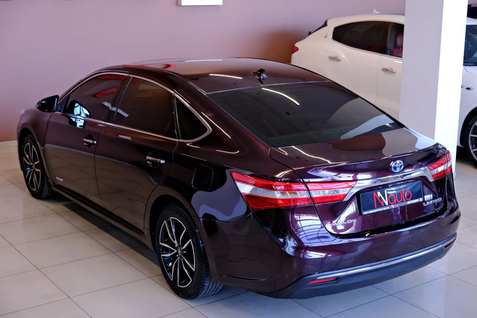 Продам Toyota Avalon Hybrid 2014 года в Одессе